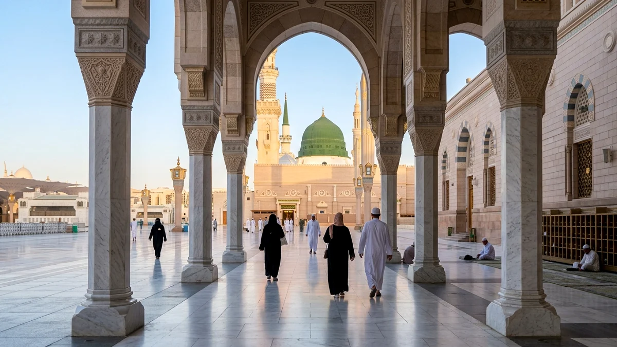 Birmingham Premium 3 Star 21 Nights Umrah Package from UK